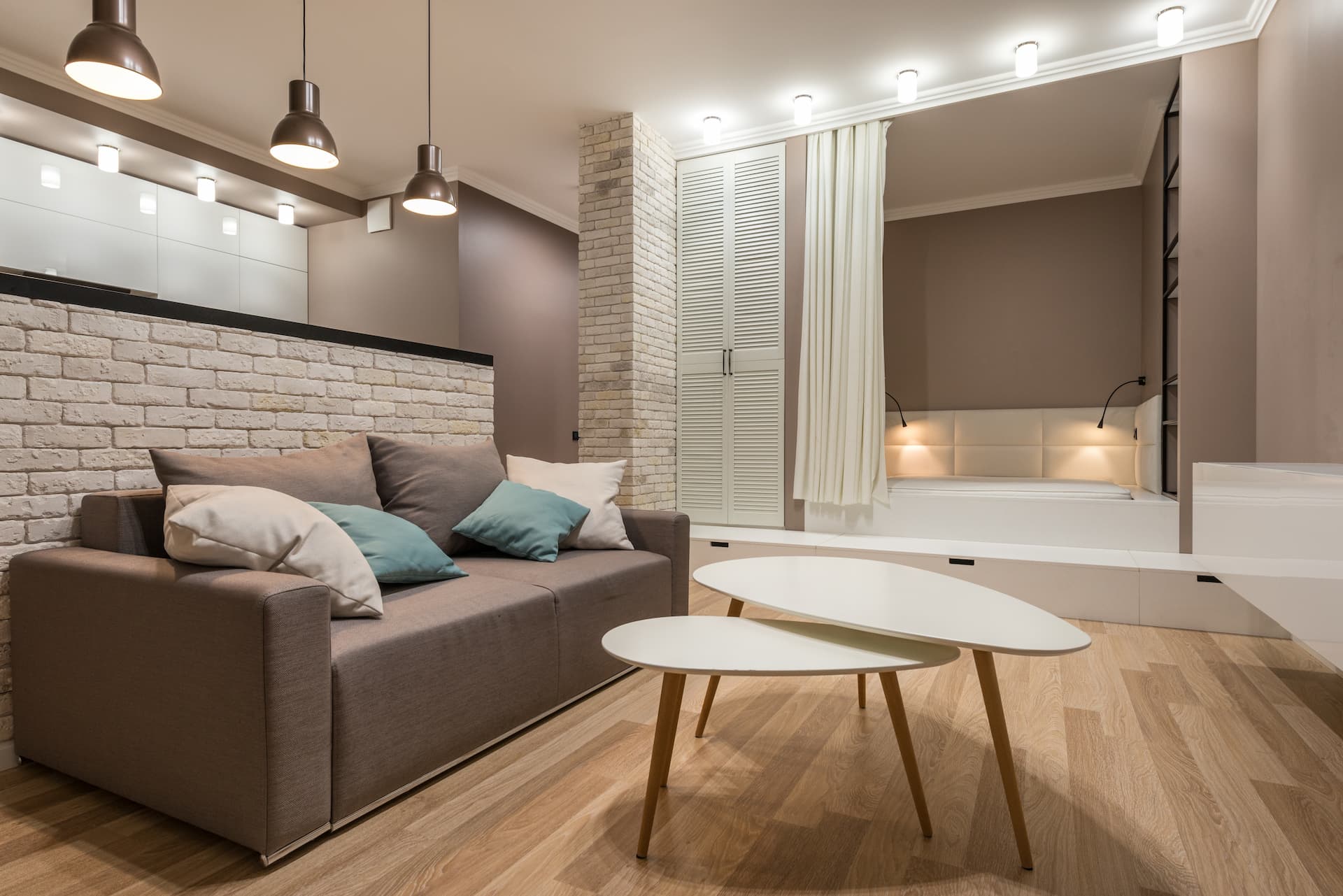 Apartamento con suelo de madera de roble blanco europeo